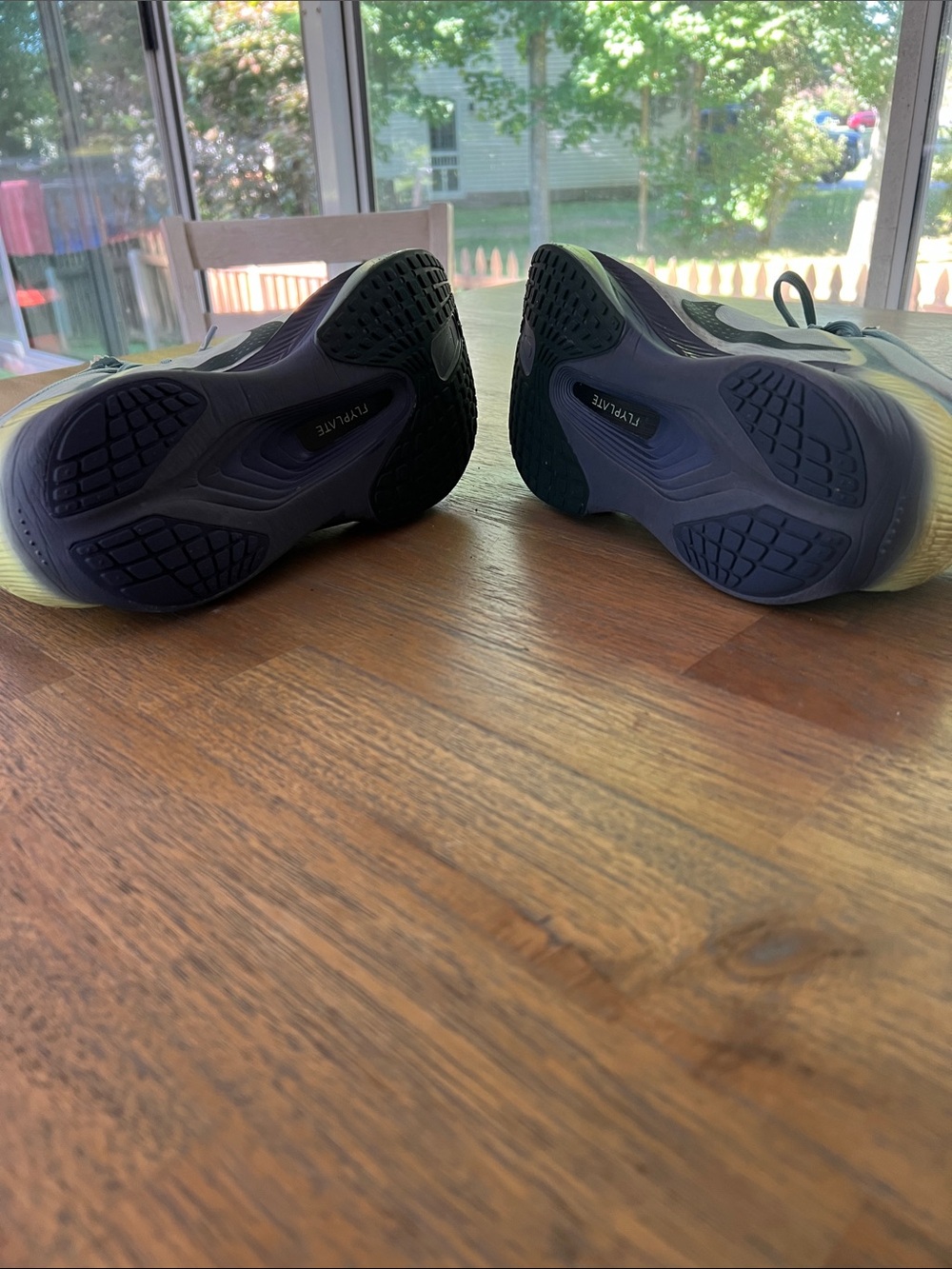 Nike Men’s Zoom Fly Sneakers in Light Green with Yellow Accents size 10.5 - Picture 7 of 8